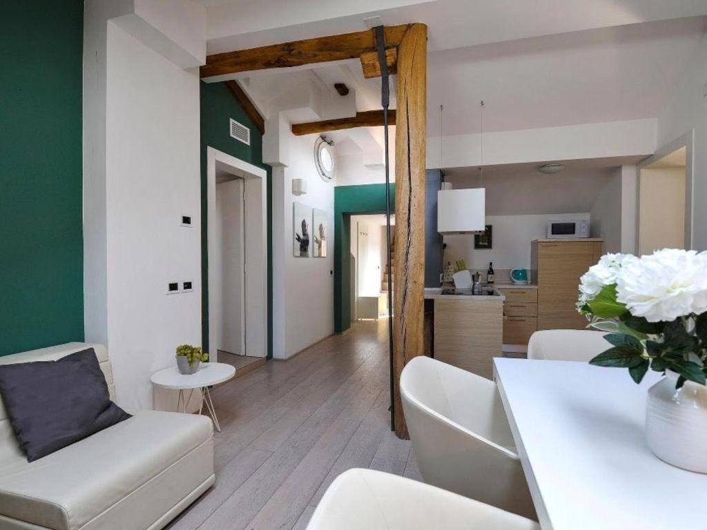 Fulcanelli Apartment Bologna Luaran gambar