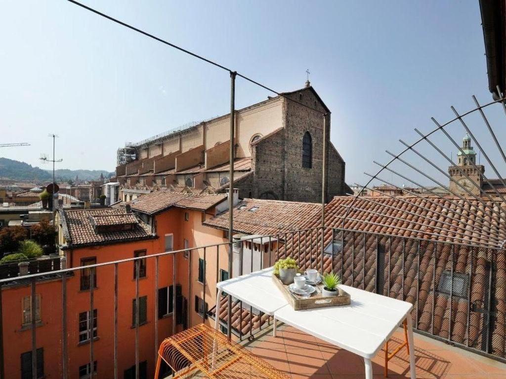 Fulcanelli Apartment Bologna Luaran gambar